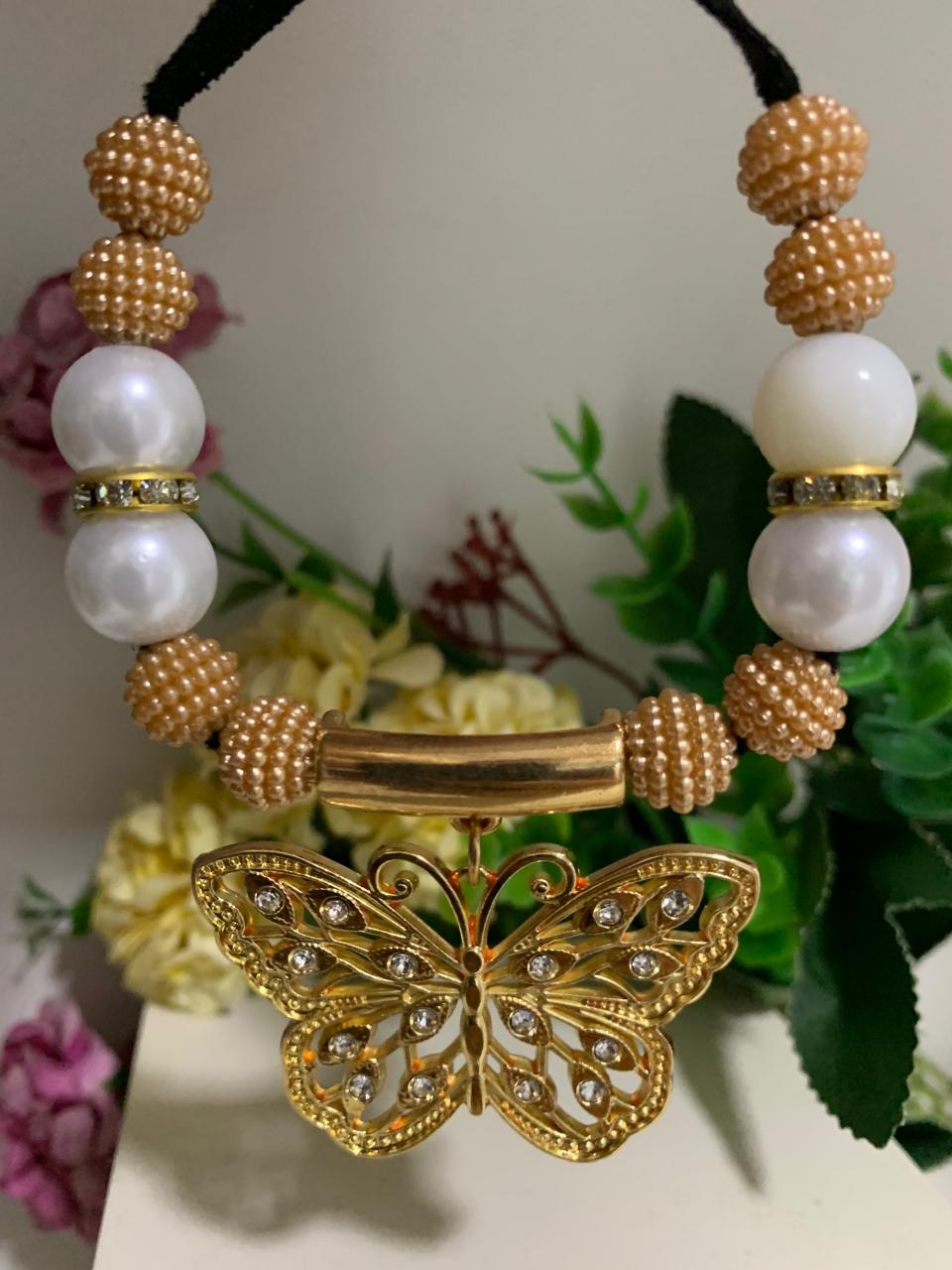 Chocker Borboleta