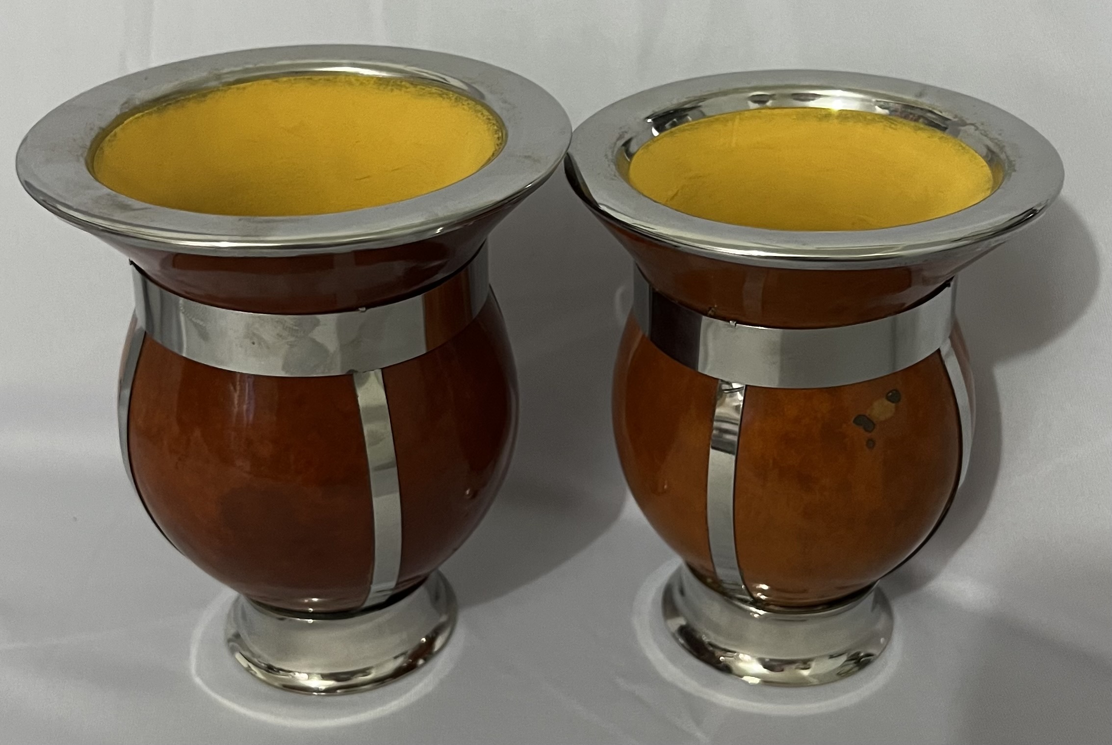 Cuia de porongo detalhes de inox