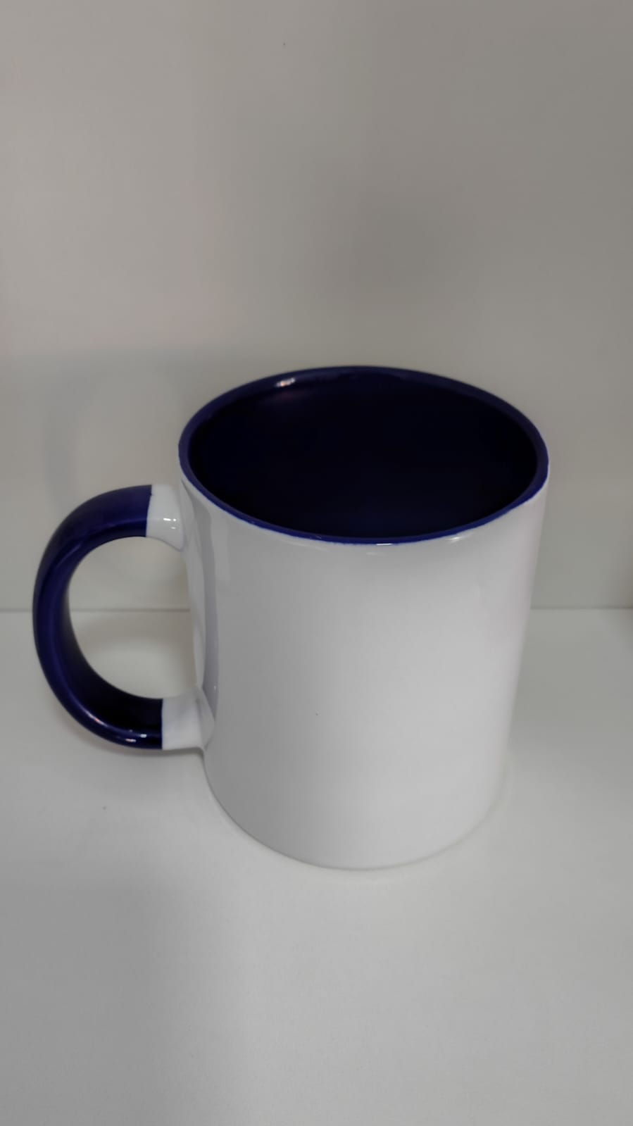 Caneca alça e interna azul