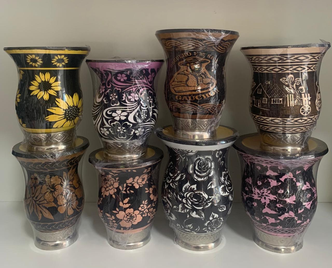 Cuias de Porongo trabalhadas